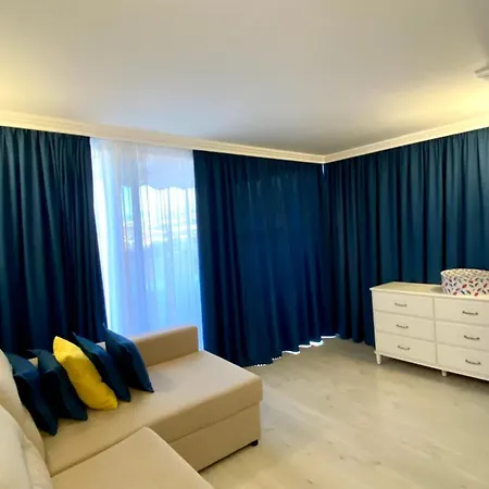 Panoramic View With Big Terrace *