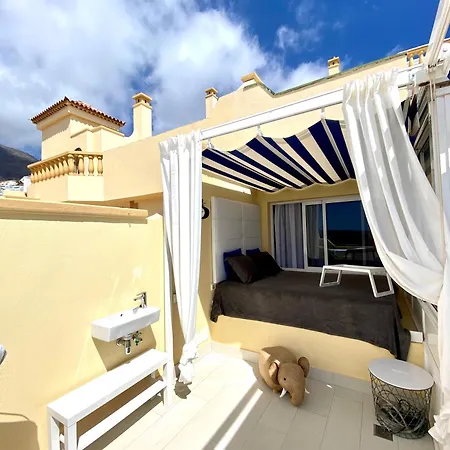 Апартаменты Panoramic View With Big Terrace Адехе
